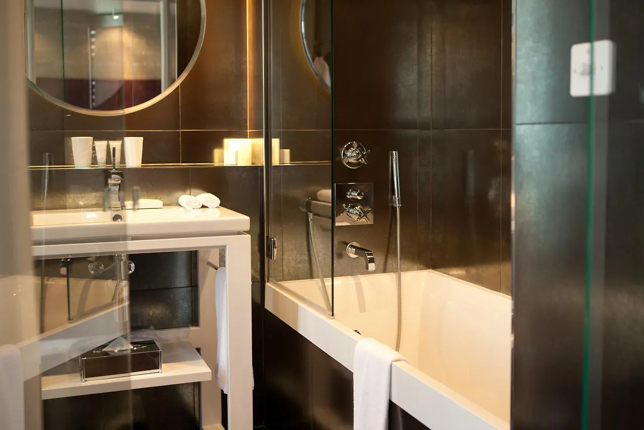 戴斯雷特罗斯小屋酒店