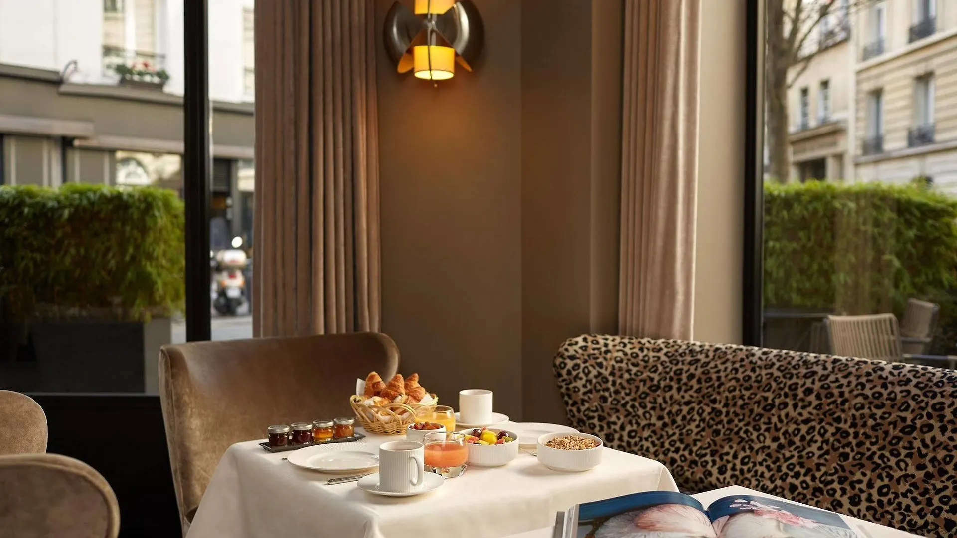 Hotel Le Pavillon Des Lettres